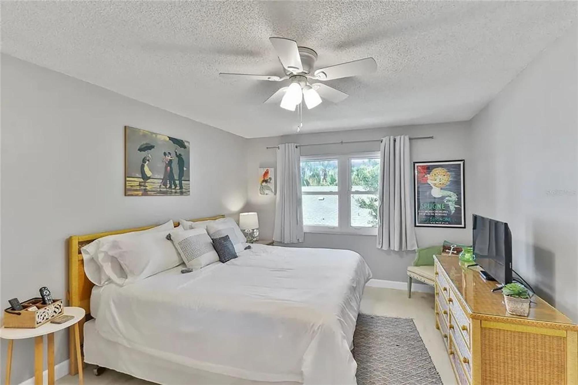 2 Bed 2 Bath Centrally Located On Siesta Key Villa Сарасота Екстериор снимка